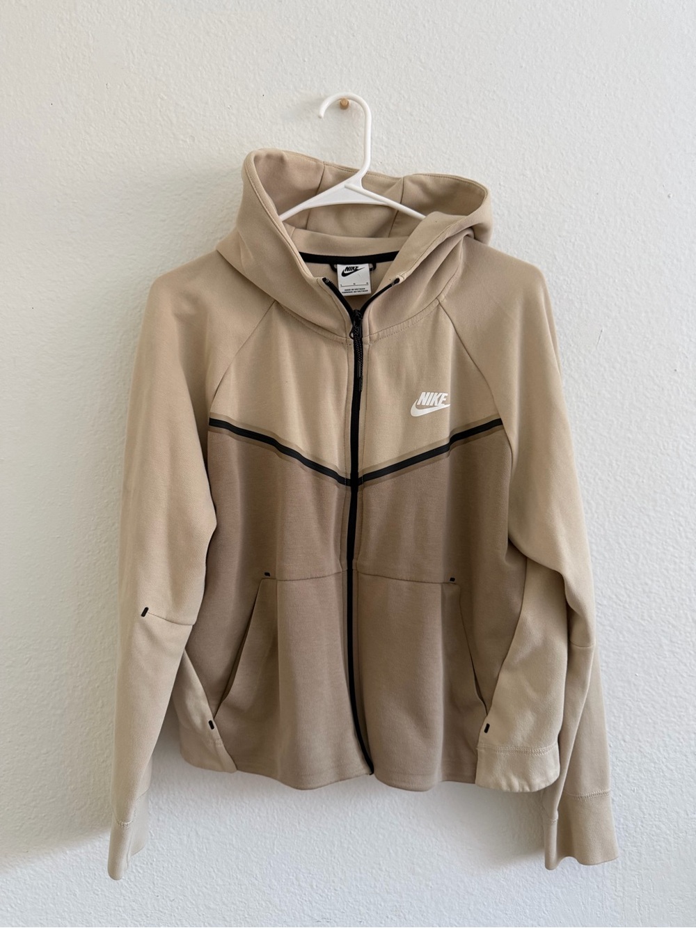 Nike Women's Beige/Tan Full-Zip Hooded Sweater